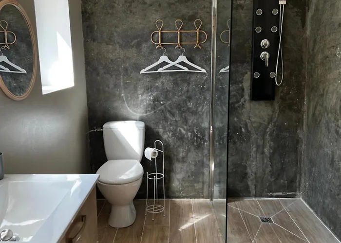 بيت للعطل Le Grenier D'odette *